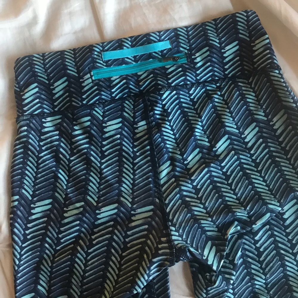 Like New Under Armour Yoga Pants